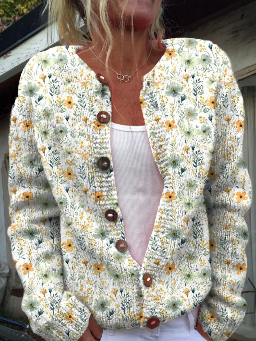 Cardigan en Tricot Boutonné à Motif Répété de Roses Françaises en Aquarelle