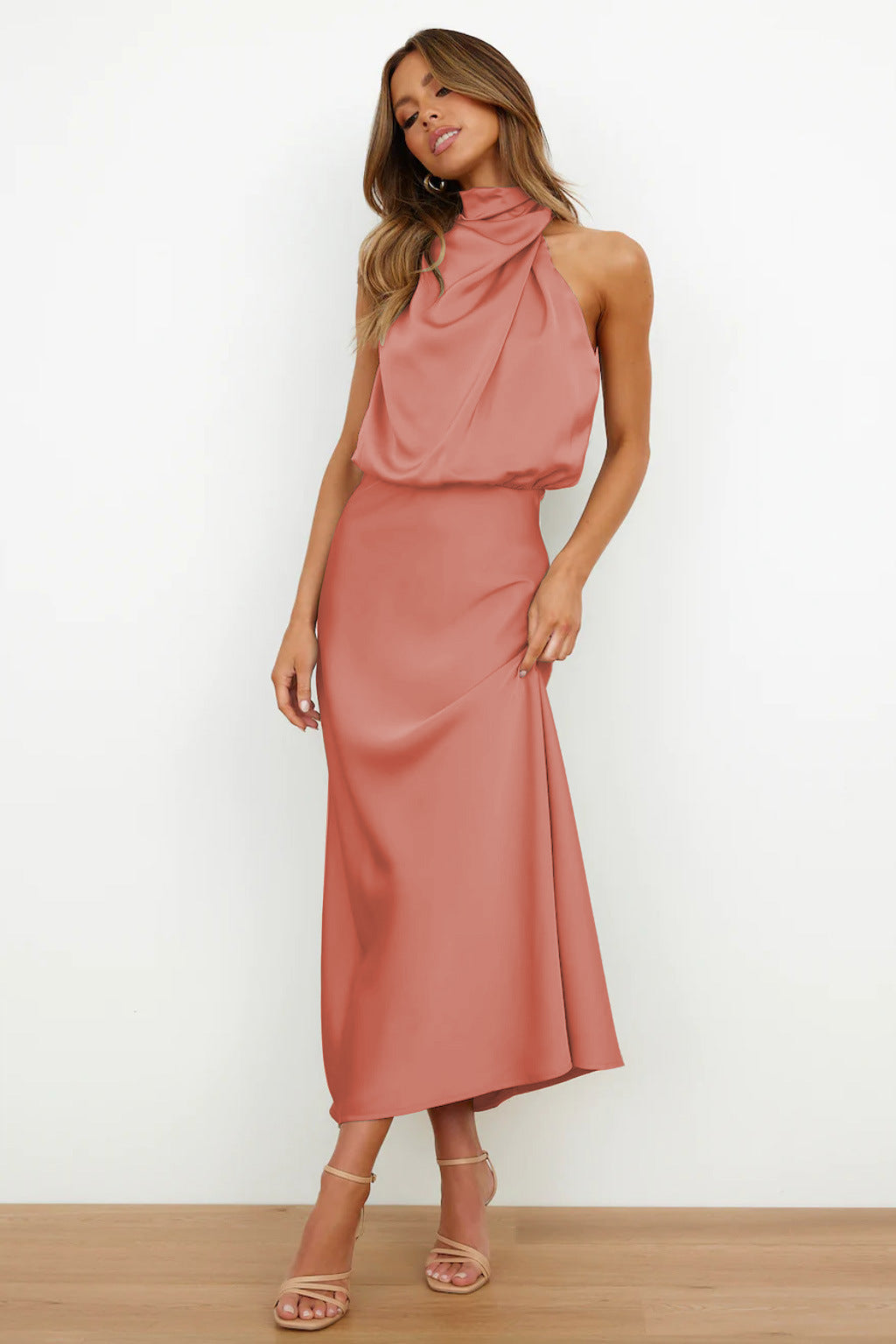 Veleta | Robe longue en satin