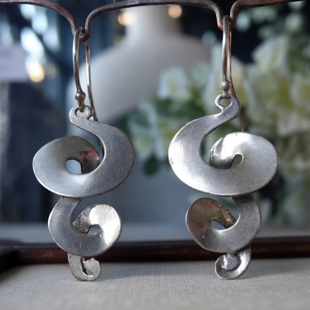 Maëlys - Boucles spirale argent vintage