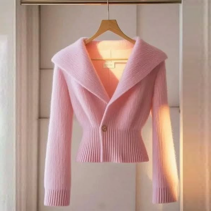 Élina – Cardigan rose à collerette