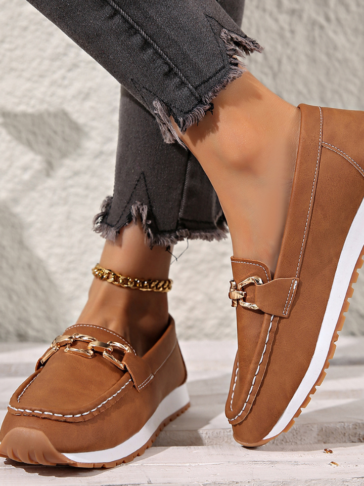 Mocassins Isla Chain Detail