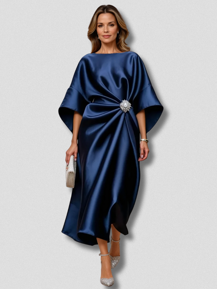 Robe d'élégance en satin Maris
