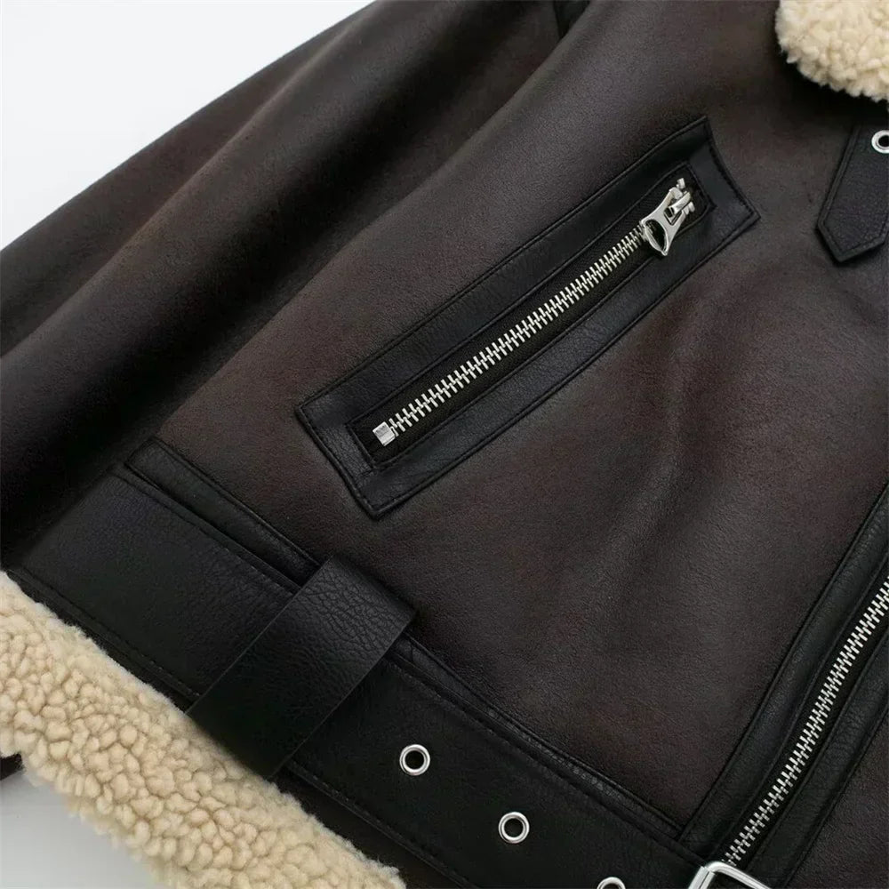 Aurélie - Veste tendance et raffinée