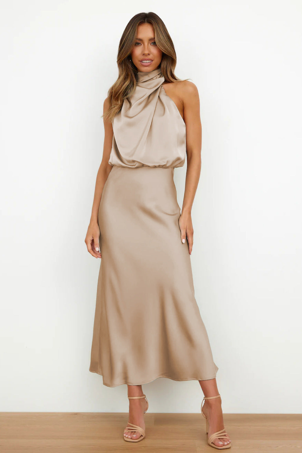 Veleta | Robe longue en satin