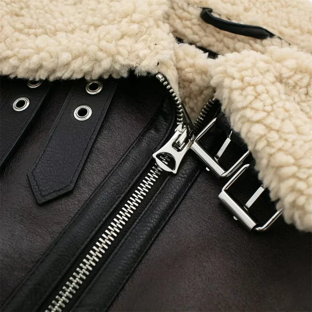 Aurélie - Veste tendance et raffinée