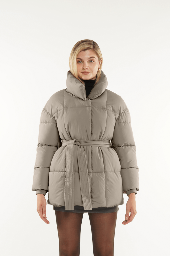 NOVA | Mi-Longue Puffer Jacket avec Ceinture