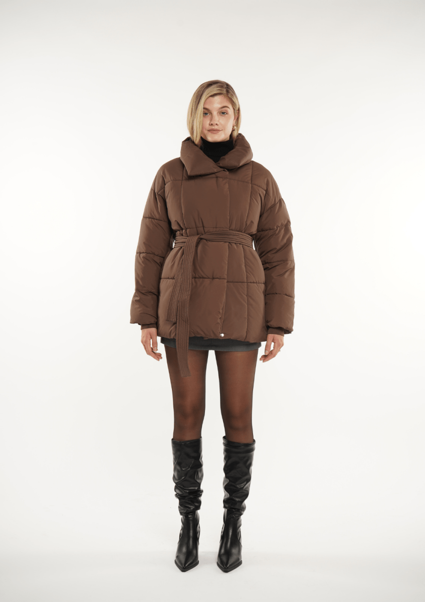 NOVA | Mi-Longue Puffer Jacket avec Ceinture